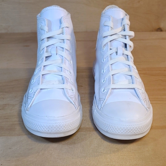 Converse All White Leather High-Top Unisex Sneakers - Picture 3 of 9